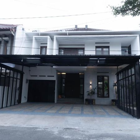 Radja House Cipaku Indah Villa Bandung Eksteriør billede