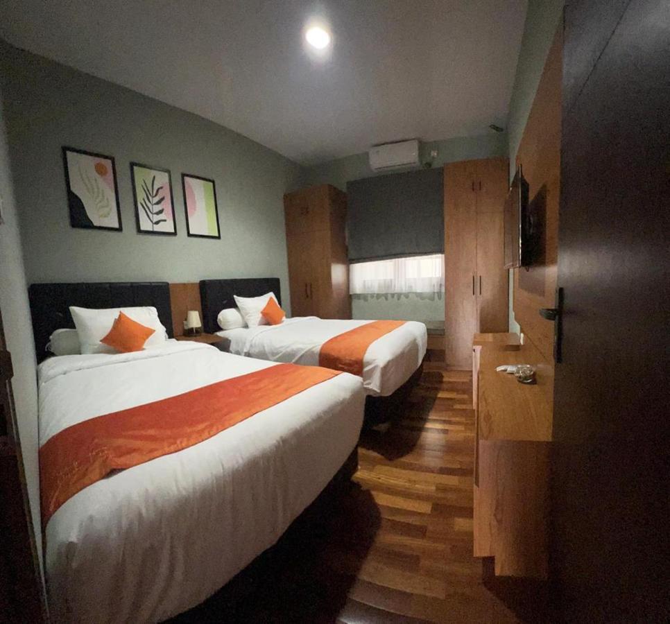 Radja House Cipaku Indah Villa Bandung Eksteriør billede