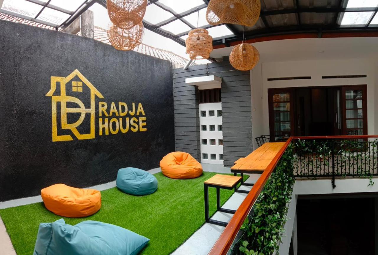 Radja House Cipaku Indah Villa Bandung Eksteriør billede