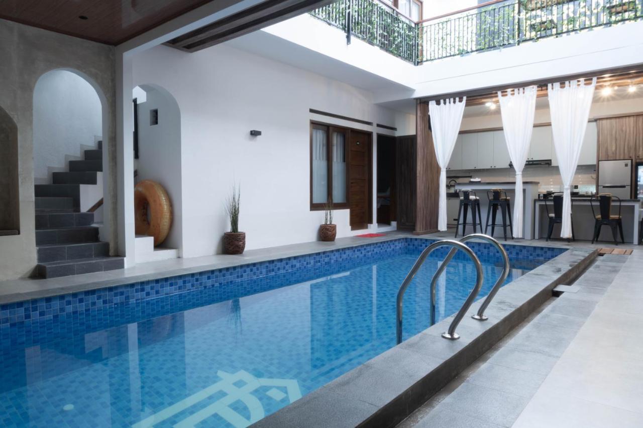 Radja House Cipaku Indah Villa Bandung Eksteriør billede